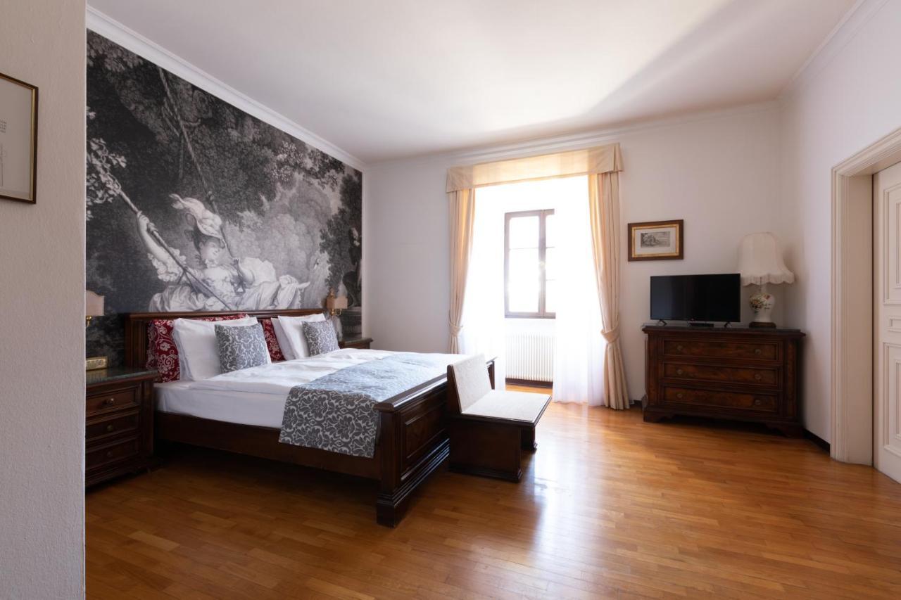 Hotel Castel Rundegg Merano Esterno foto