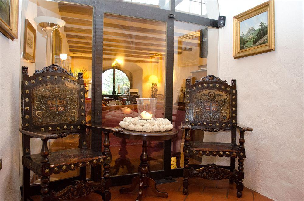 Hotel Castel Rundegg Merano Esterno foto