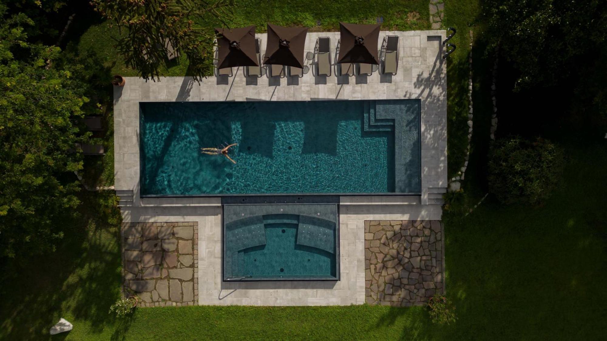Hotel Castel Rundegg Merano Esterno foto