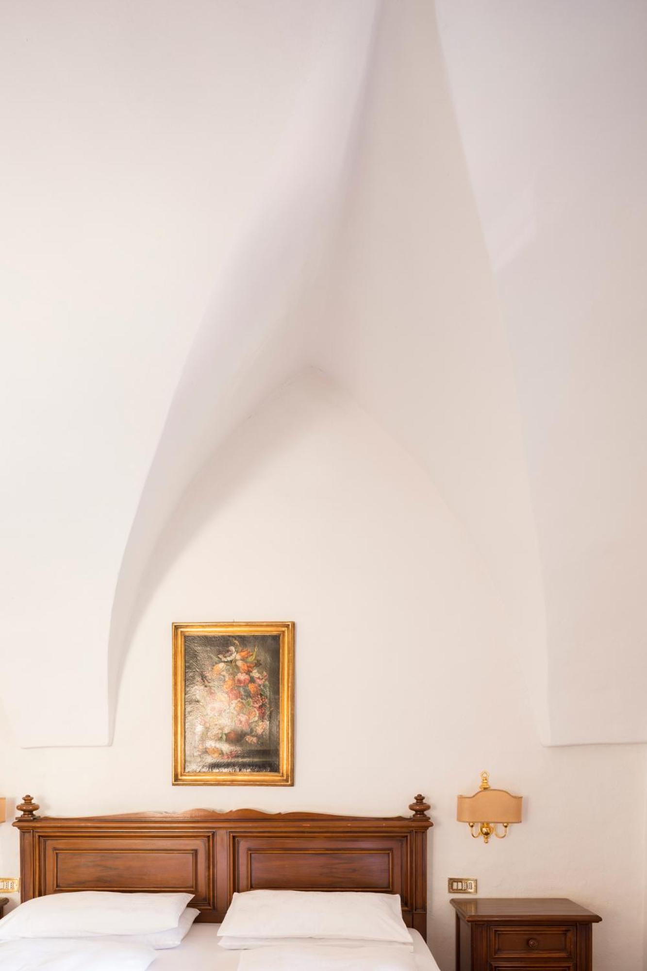 Hotel Castel Rundegg Merano Esterno foto