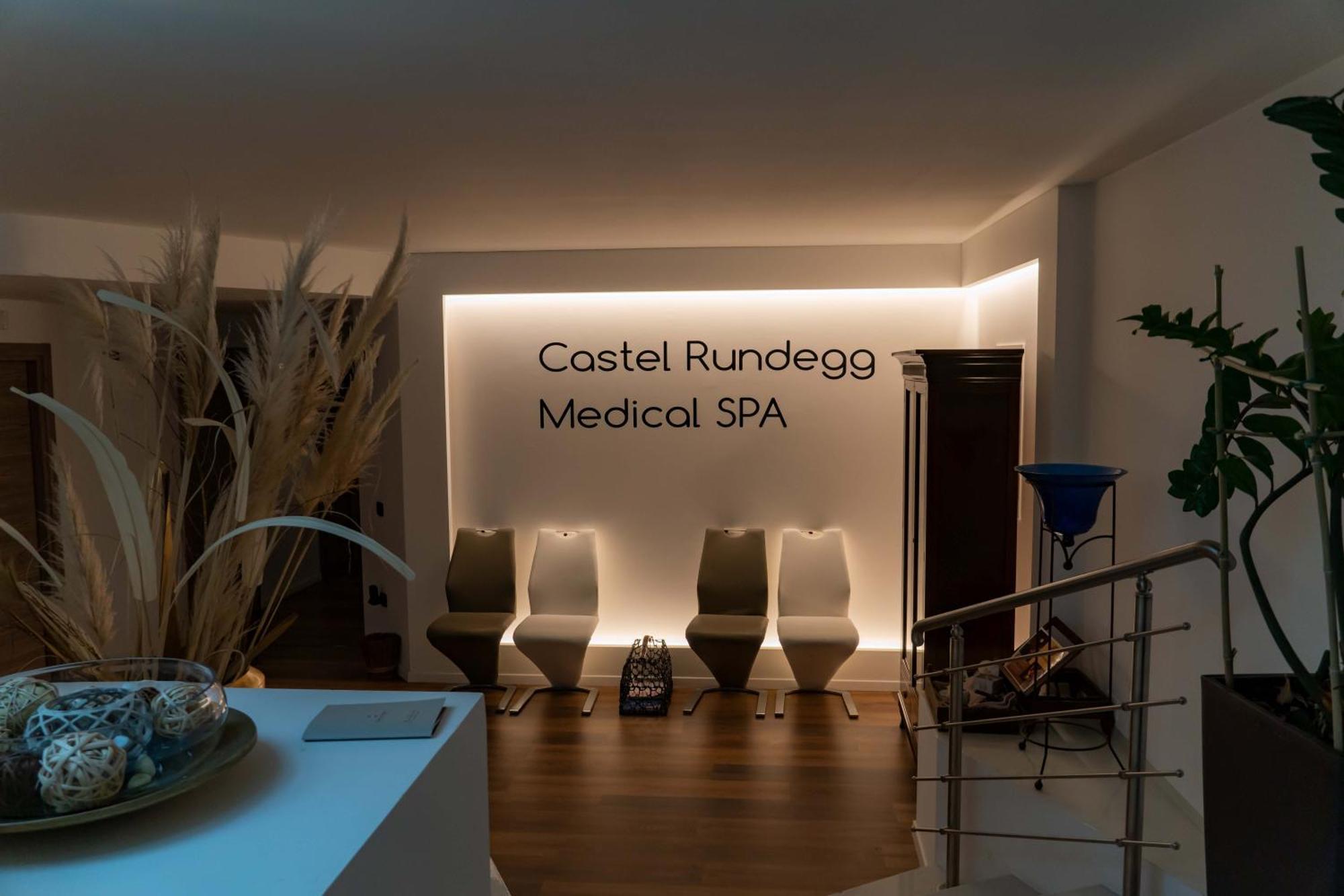 Hotel Castel Rundegg Merano Esterno foto