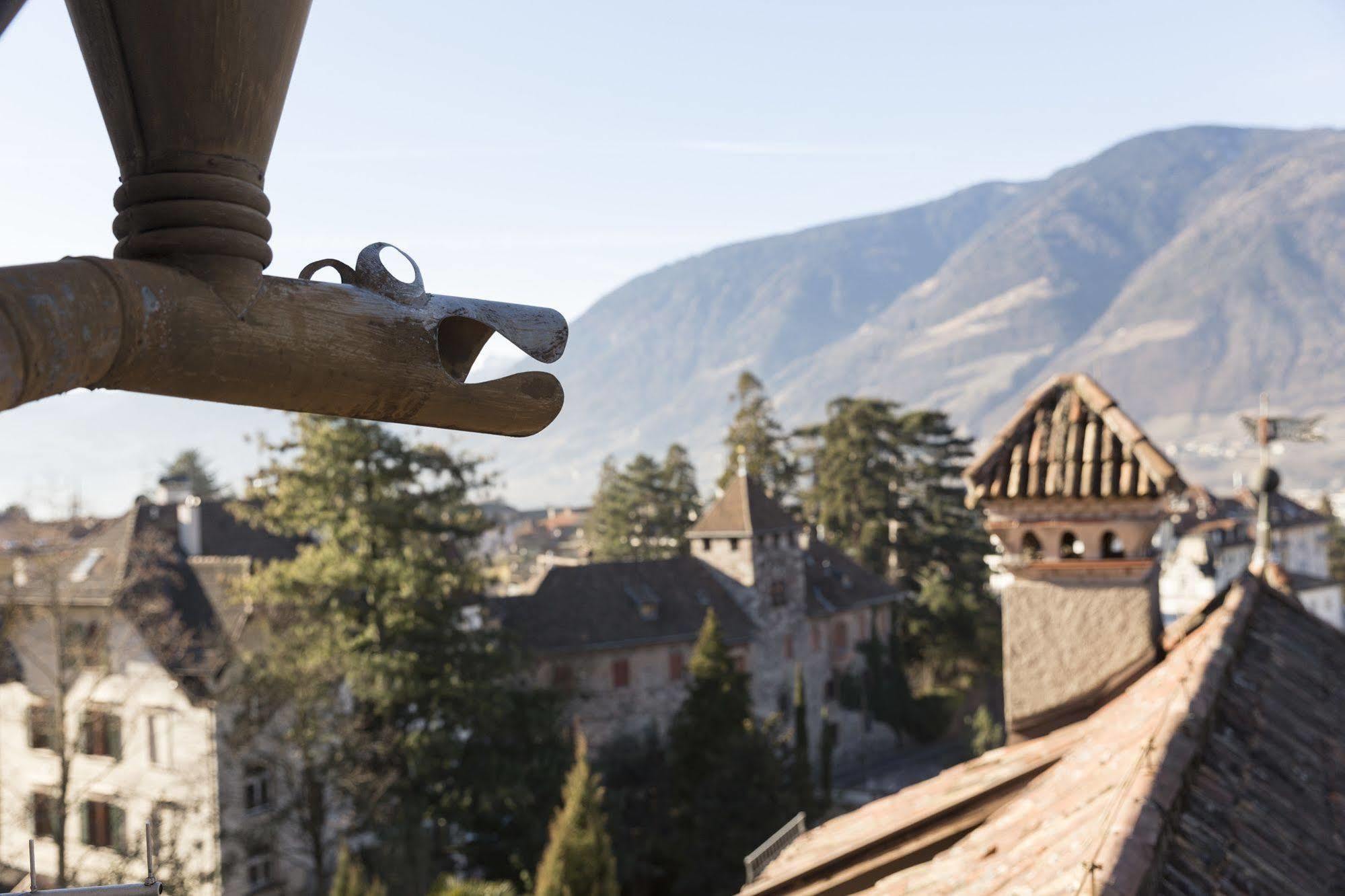 Hotel Castel Rundegg Merano Esterno foto